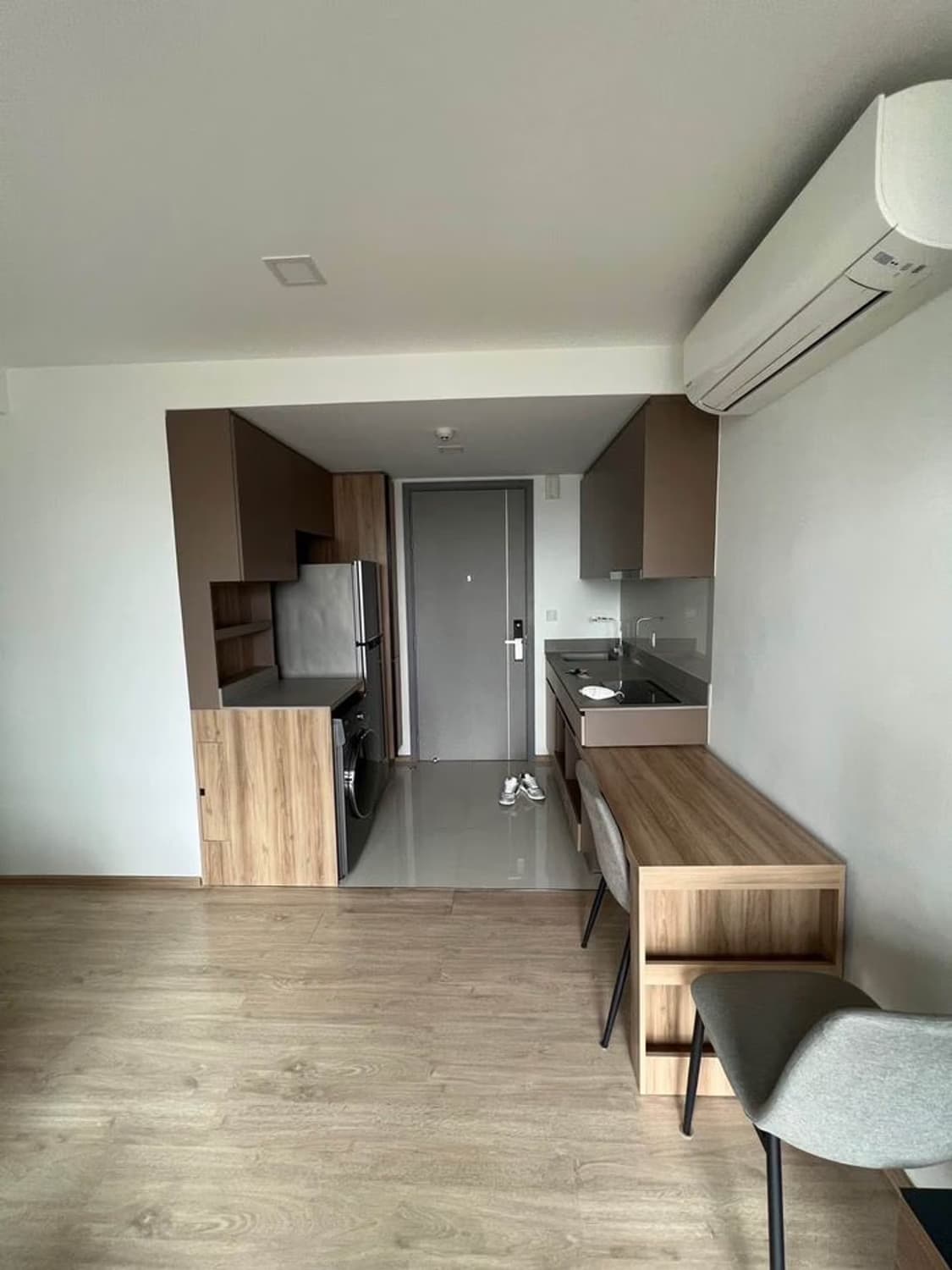 1 ห้องนอน Condo สำหรับ จำหน่าย ใน วัฒนา - Image 3