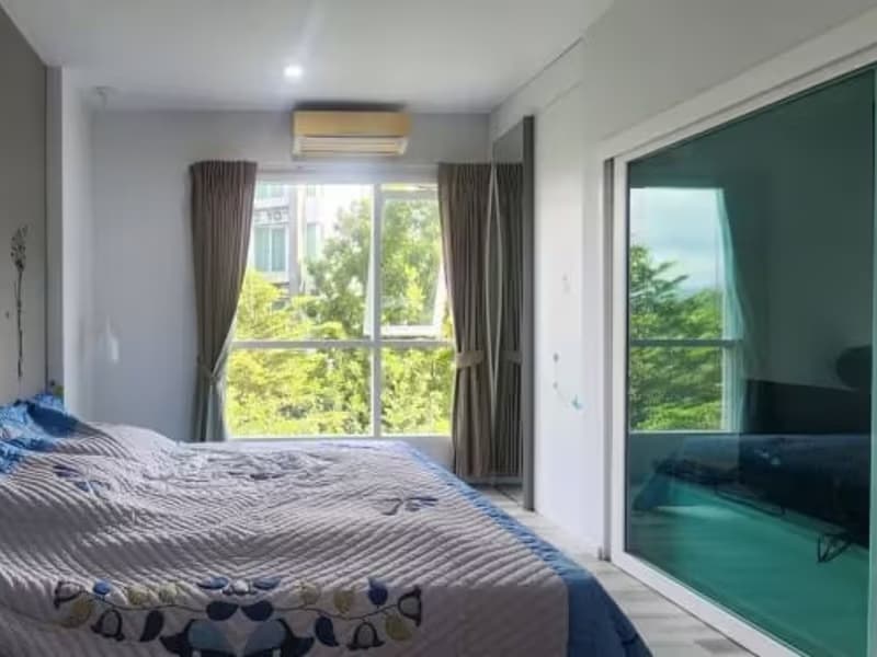 Condo for Sale at North 1 Serene Lake