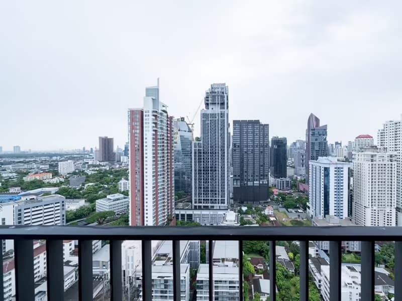 Condo for Rent at RHYTHM Ekkamai
