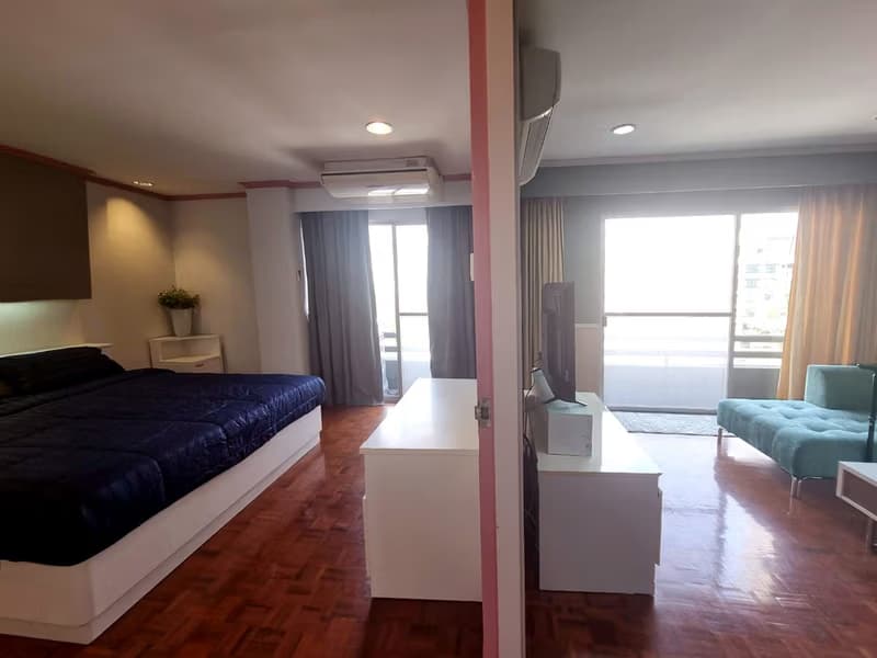2 Bed Condo for Rent in Watthana