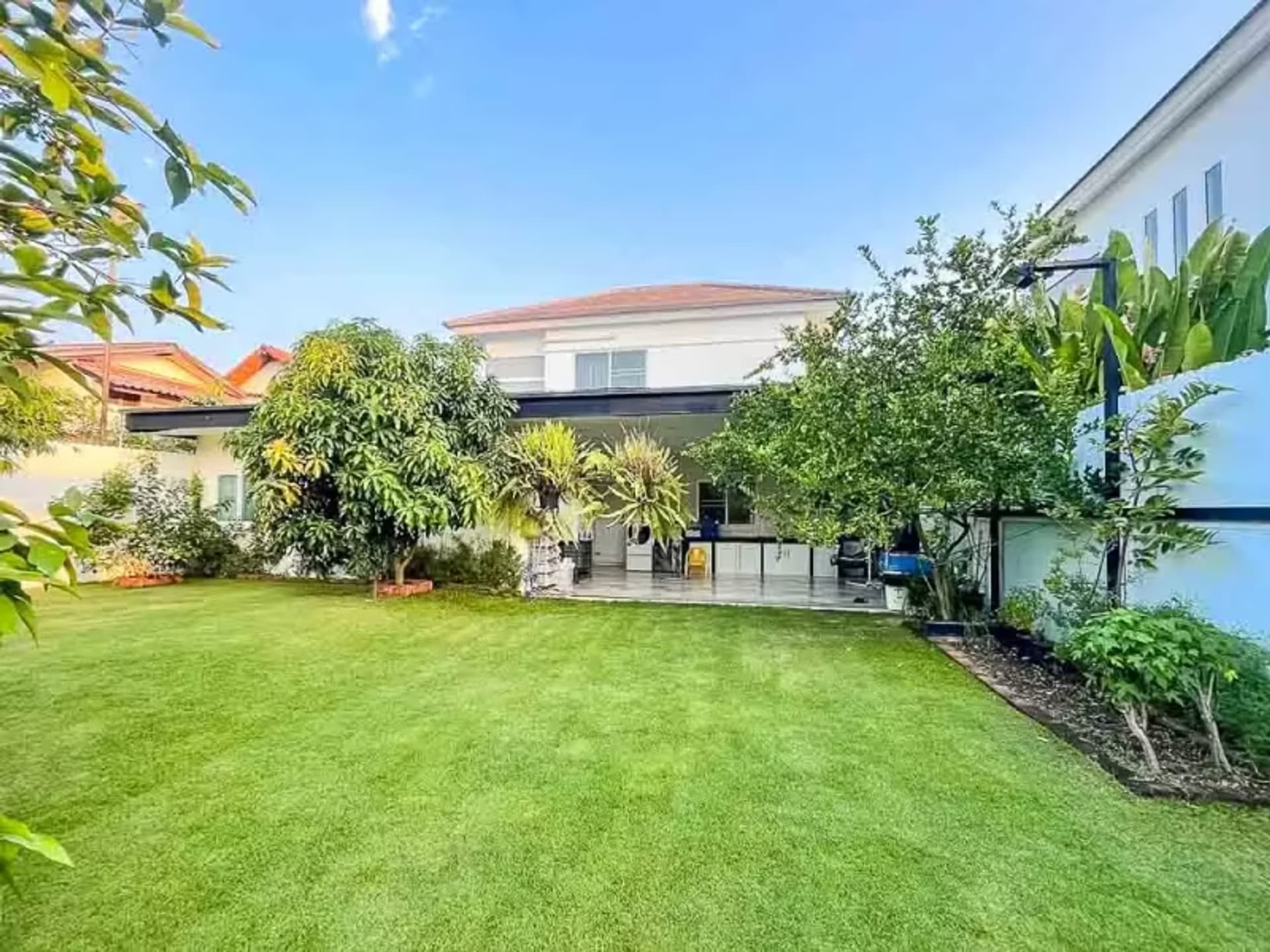4 Bedroom House - Image 10