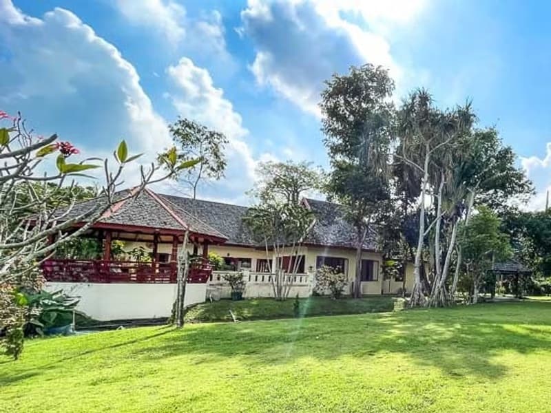Pool Villa for Sale in Don Kaeo, Saraphi