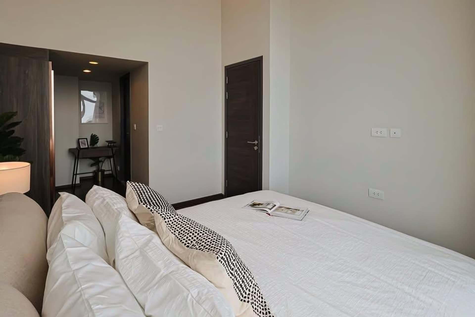 2 Bed Condo for Sale in Watthana - Image 12