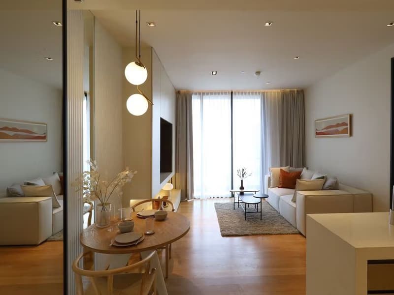 1 Bedroom Condo