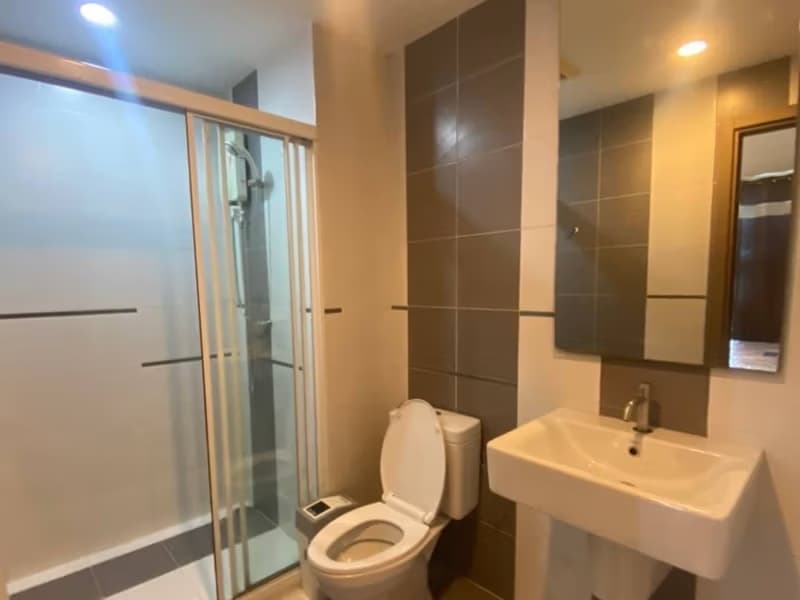 1 Bed Condo for Sale in Watthana