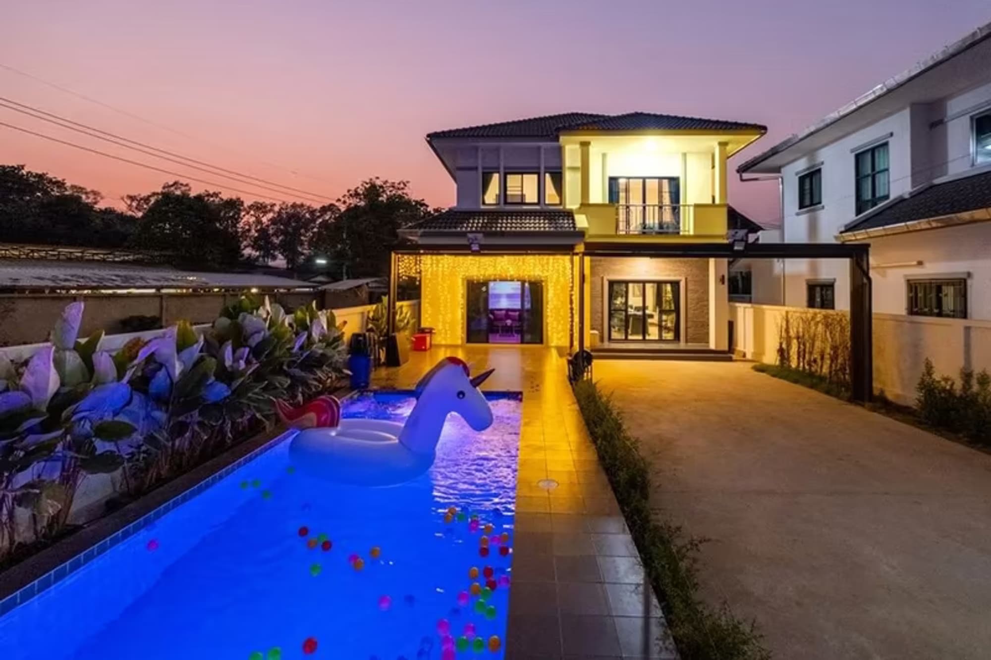 3 Bedroom House - Image 11