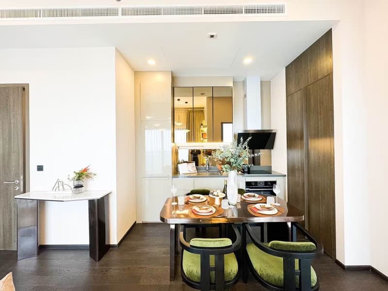 Condo for Sale at Park Origin Thonglor
