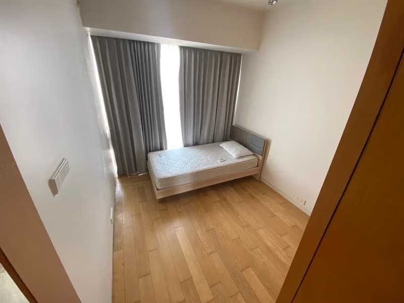3 Bed Condo for Sale in Sathon