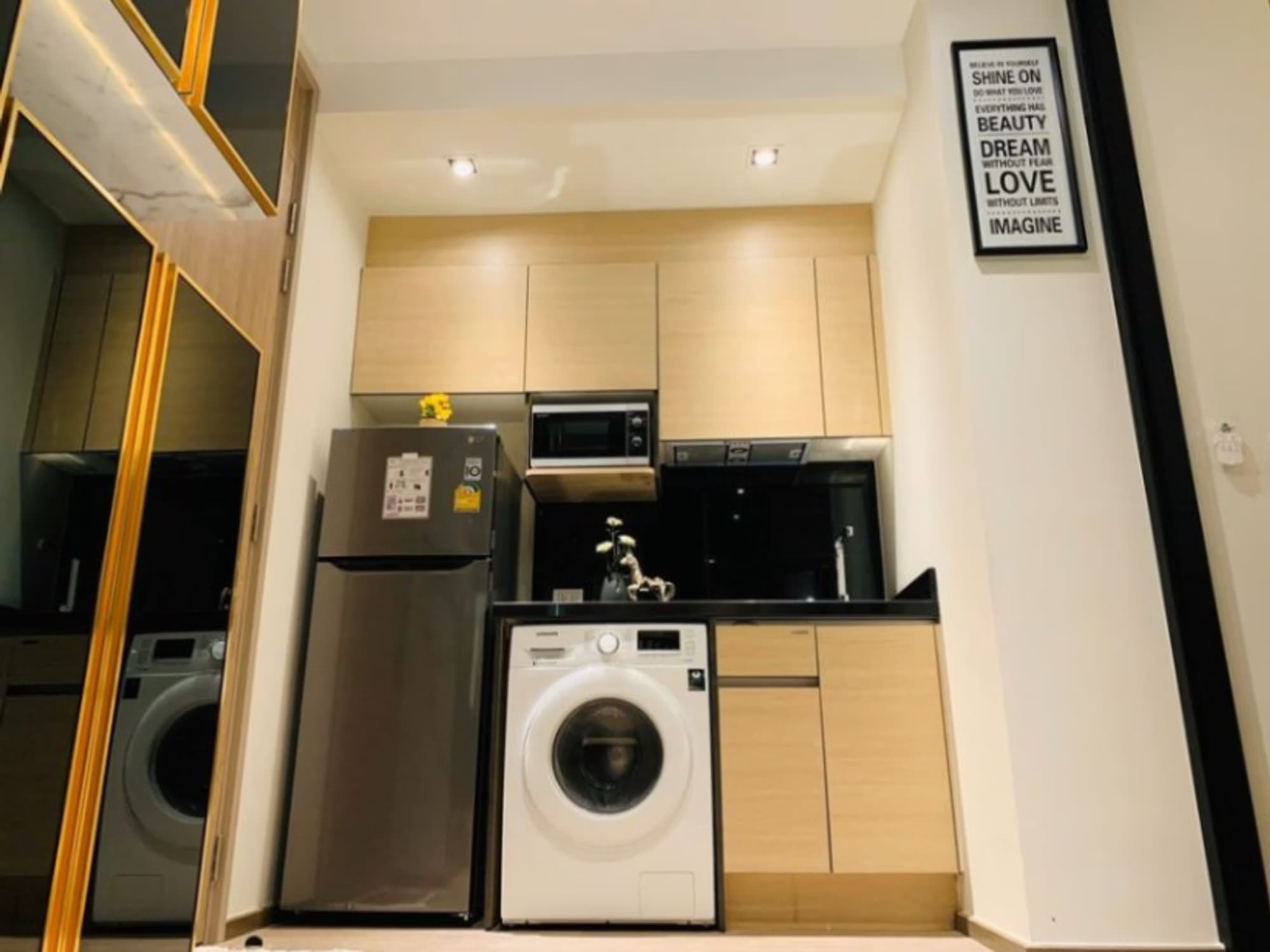 1 Bed Condo for Rent and Sale in Khlong Toei - Image 6