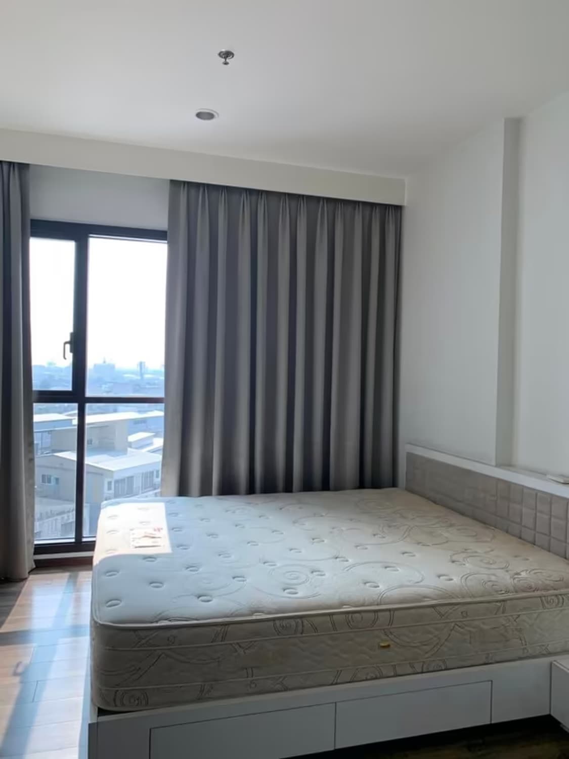 1 Bedroom Condo - Image 3
