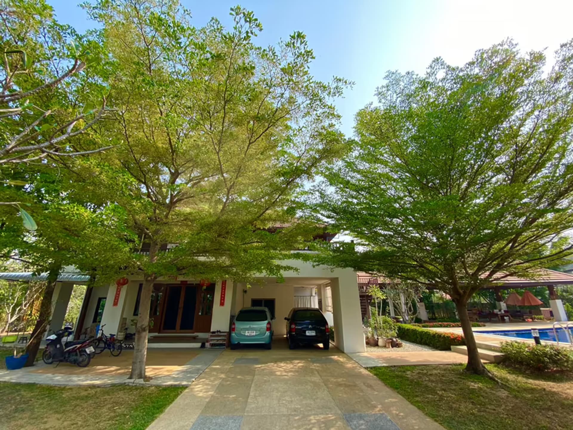 Lanna Contemporary Pool Villa - Image 11