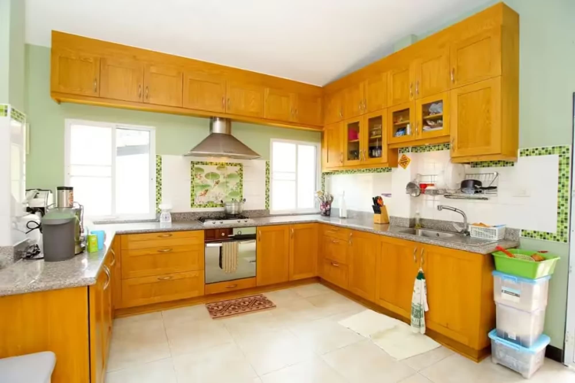 4 Bedroom House - Image 4