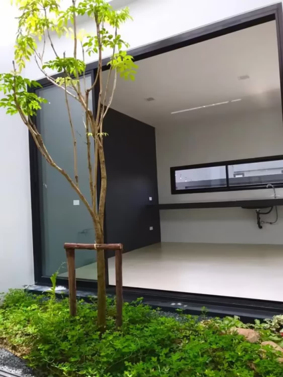 3 Bedroom House - Image 4