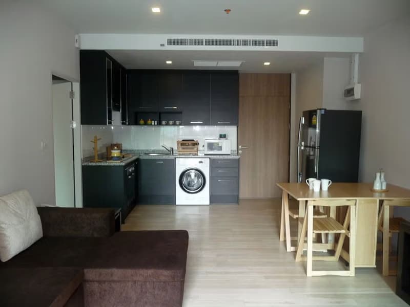 Condo for Rent at Noble Solo