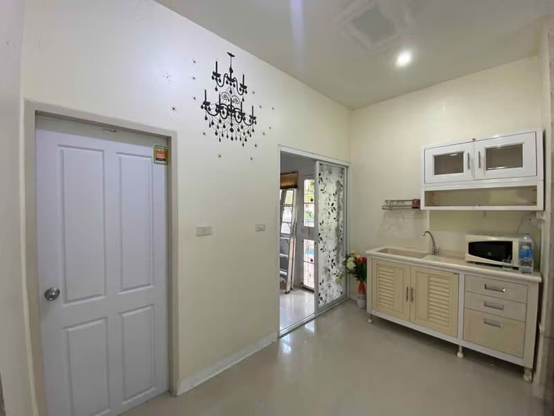 4 Bed House for Rent in Mueang Chiang Mai
