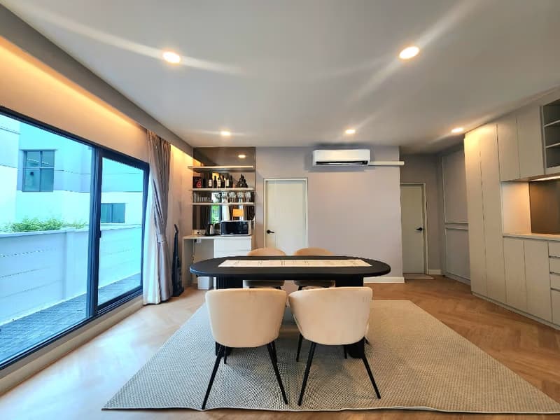 House for Sale in Bang Phli.