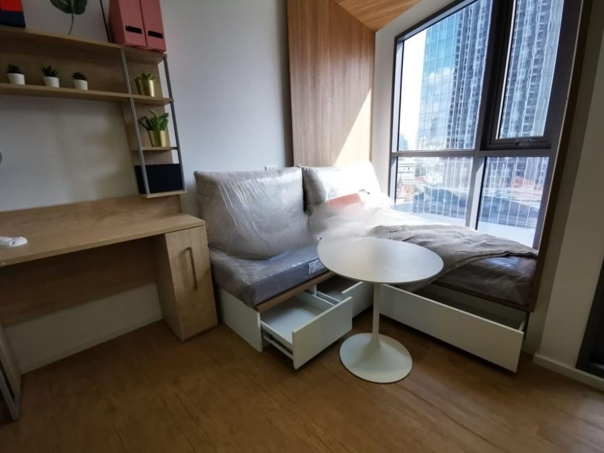 1 Bed Condo for Rent and Sale in Watthana - Image 4