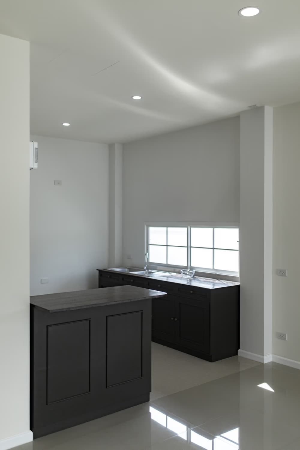 3 Bed House for Sale in San Kamphaeng - Image 3