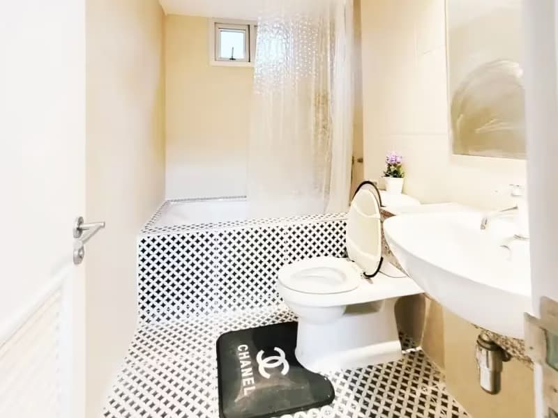 2 Bedroom Condo