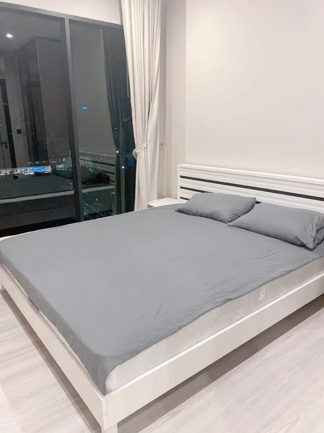 1 Bed Condo for Rent in Ratchathewi - Image 4