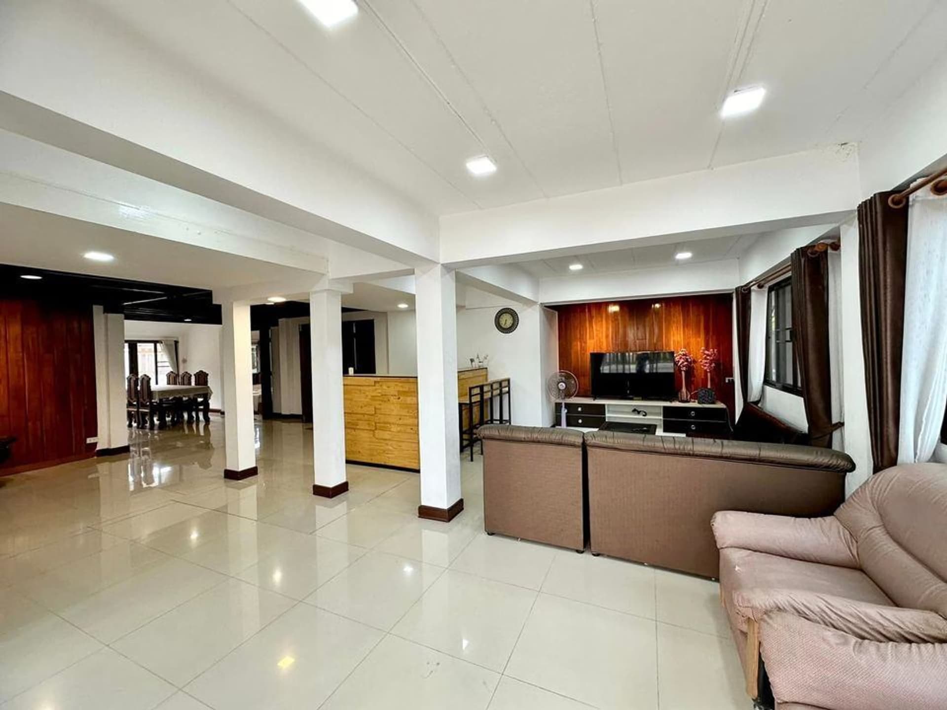 6 Bedroom House for rent in Chiang Mai - Image 4