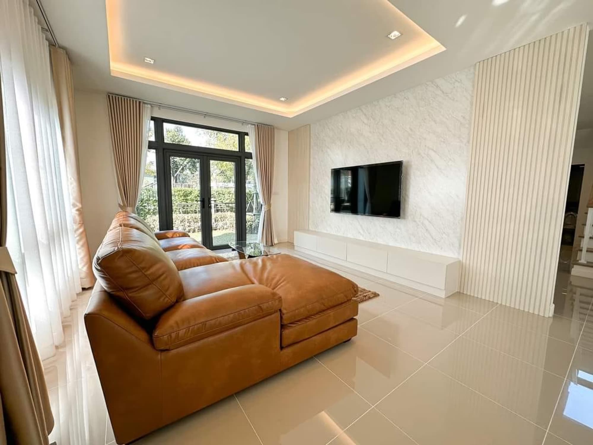 4 Bed House for Rent in Mueang Chiang Mai - Image 12