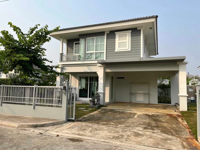 3 Bed House for Sale in Mueang Samut Prakan