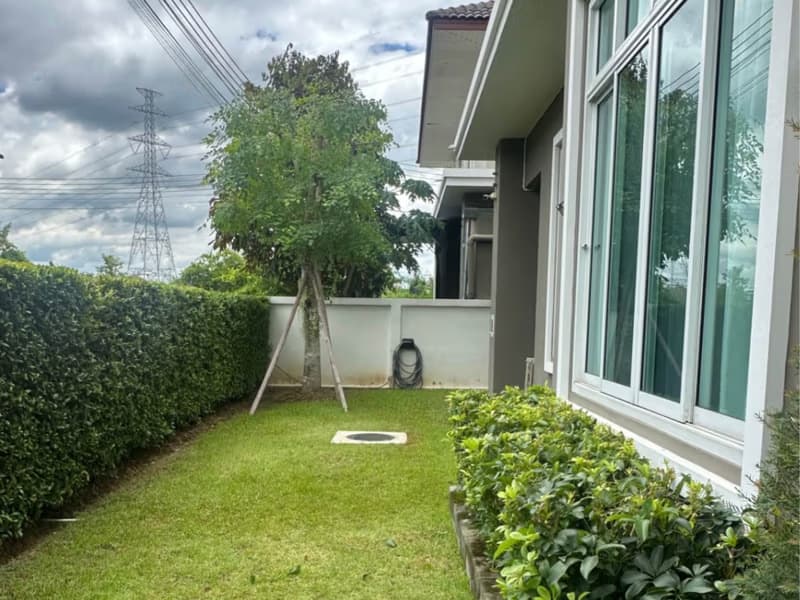 4 Bed House for Rent and Sale in San Kamphaeng