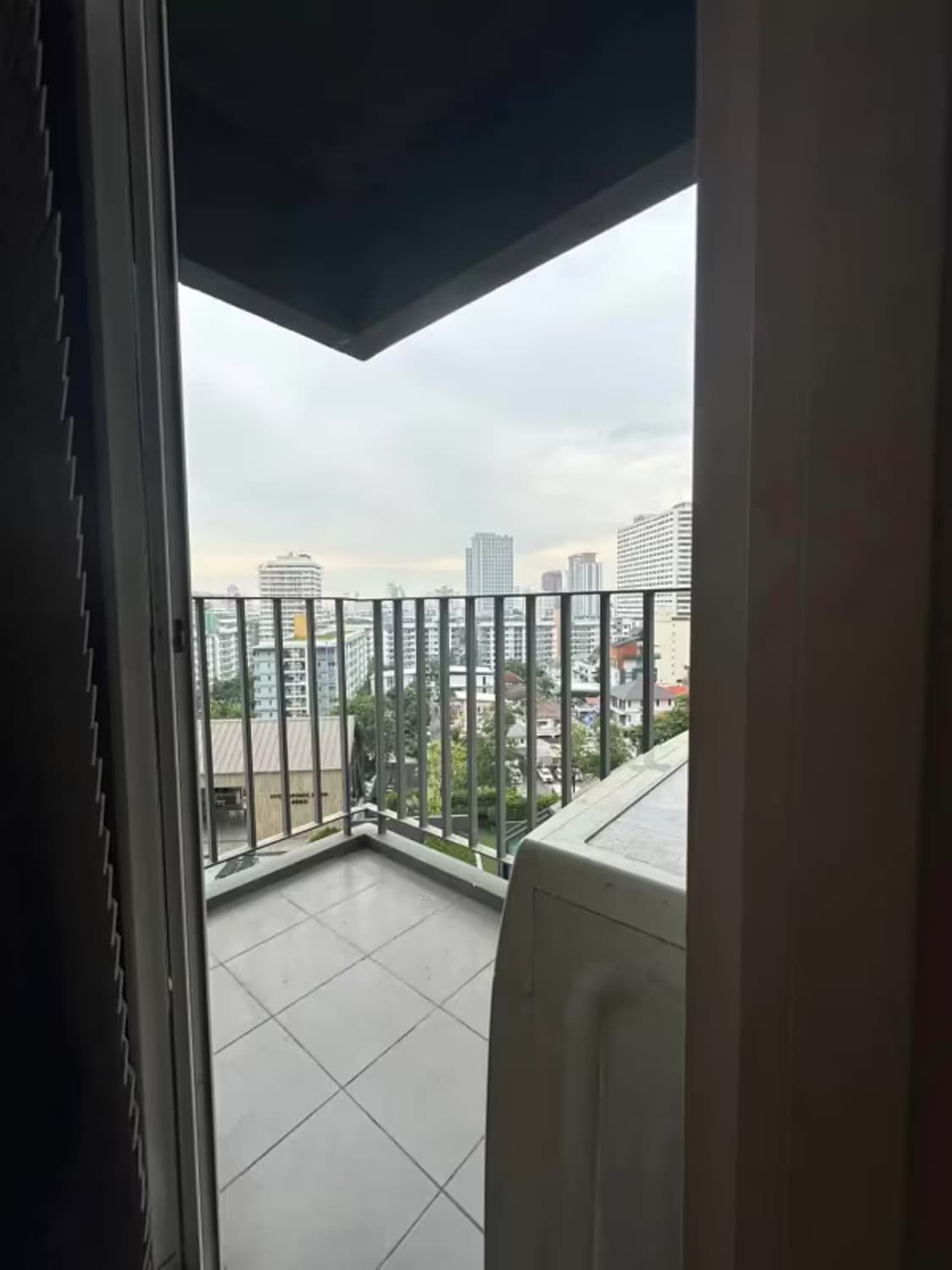 1 Bedroom Condo - Image 4