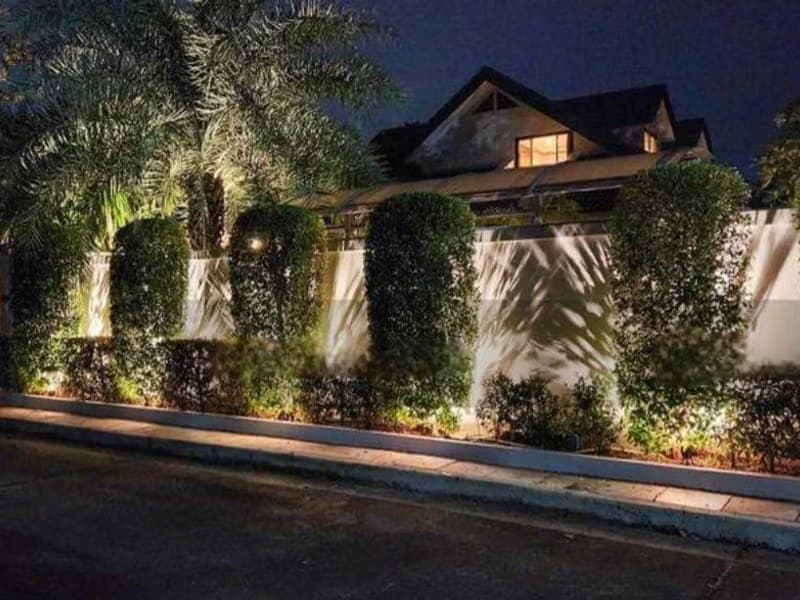 5 Bed House for Rent in Doi Saket District