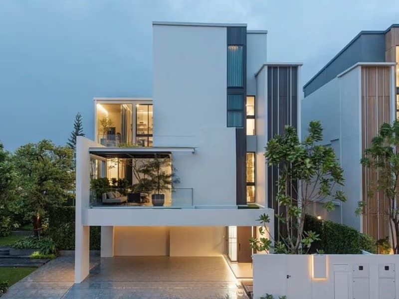 4 Bed House for Rent in Saphan Sung