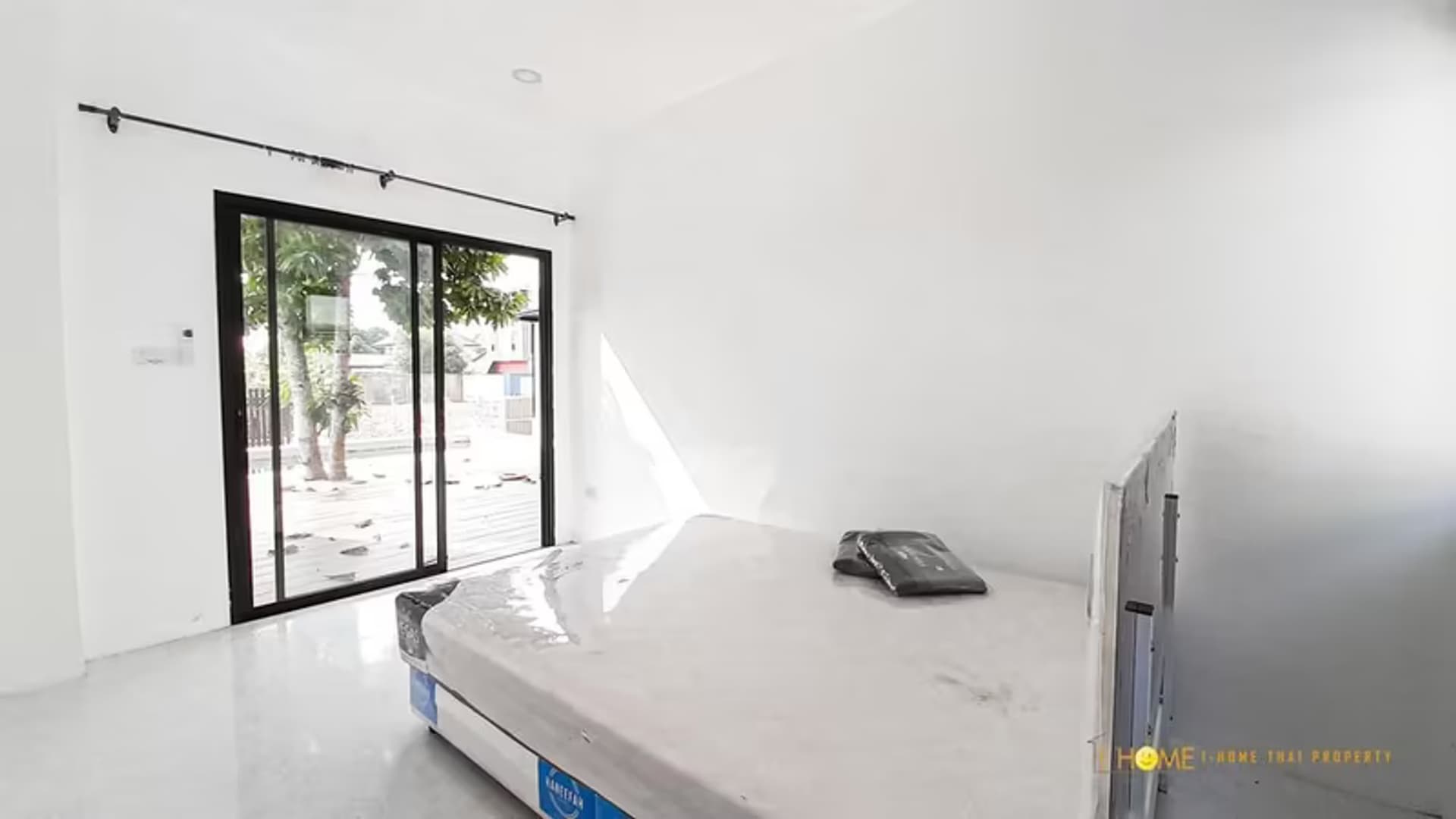 9 Bedroom Pool Villa - Image 19