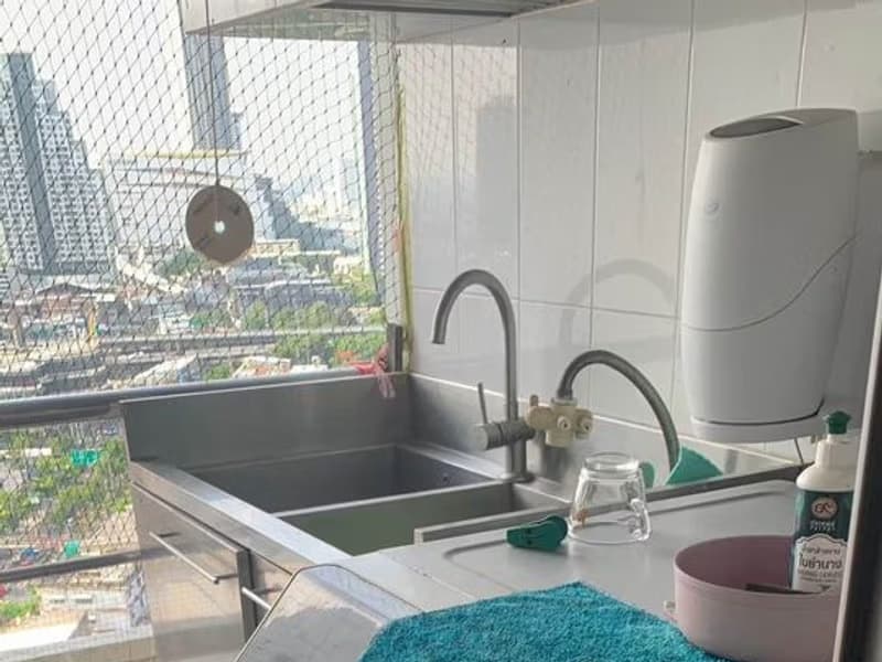 Condo for Rent at Saichol Mansion