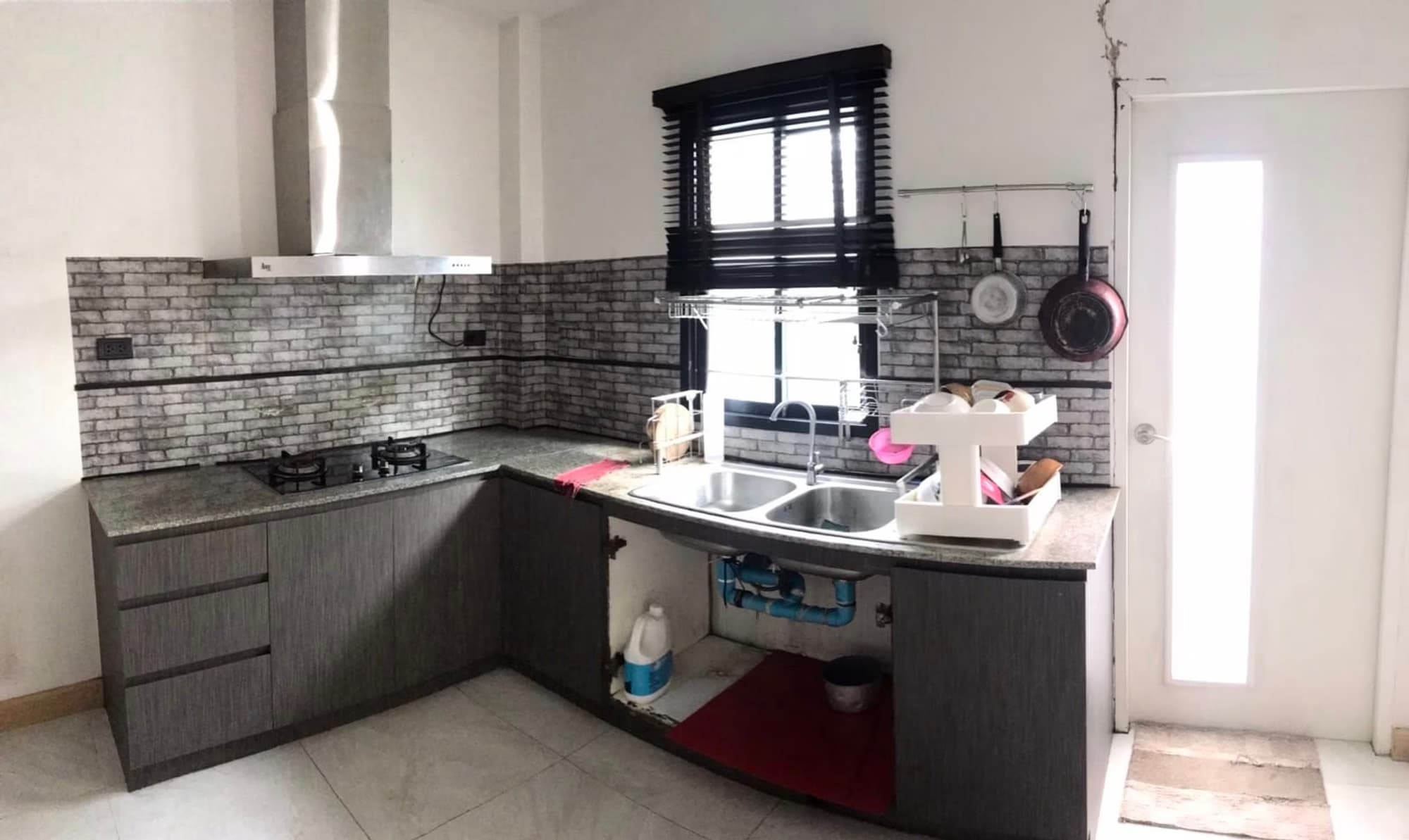 3 Bed House for Rent in Mueang Chiang Mai - Image 4