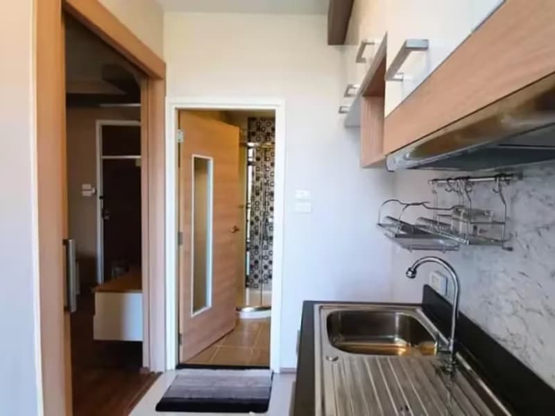 1 Bedroom Condo