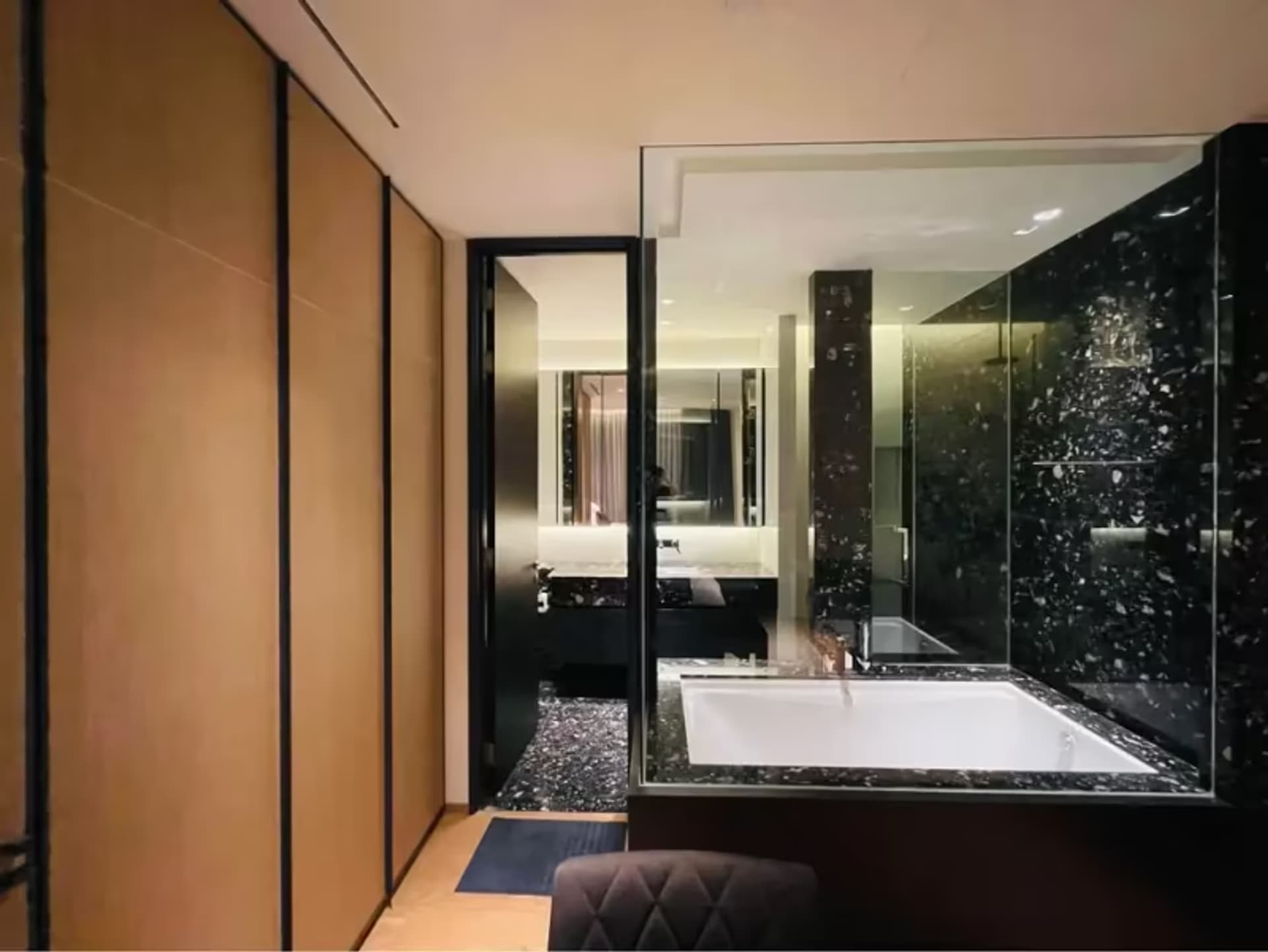 1 Bedroom Condo for Rent at Beatniq Sukhumvit 32 - Image 5