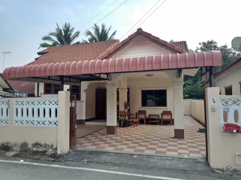 2 Bedroom House