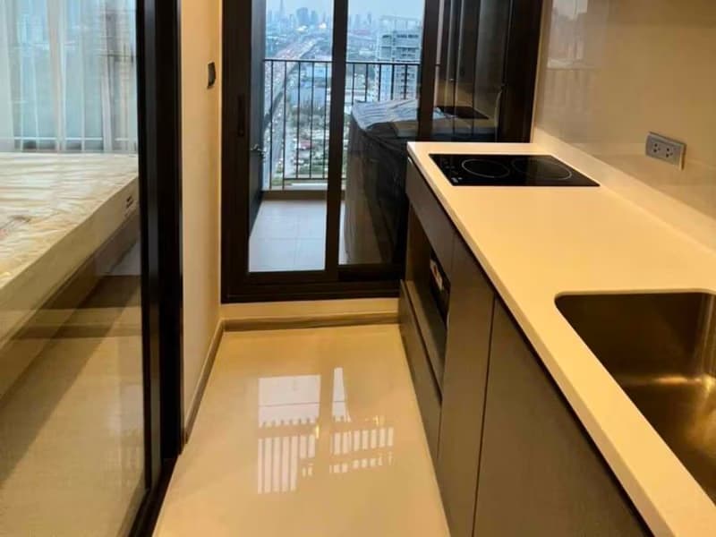 Condo for Rent at Life Asoke Hype