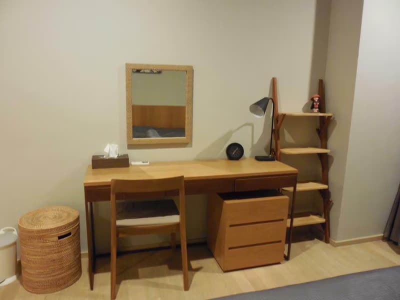 Condo for Rent, Sale at Noble Refine