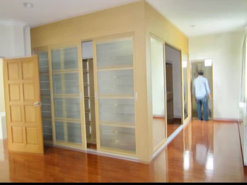 3 Bed Townhouse for Rent in Bang Na