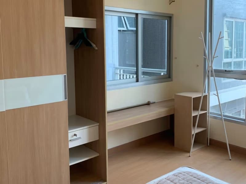 1 Bed Condo for Sale in Huai Khwang
