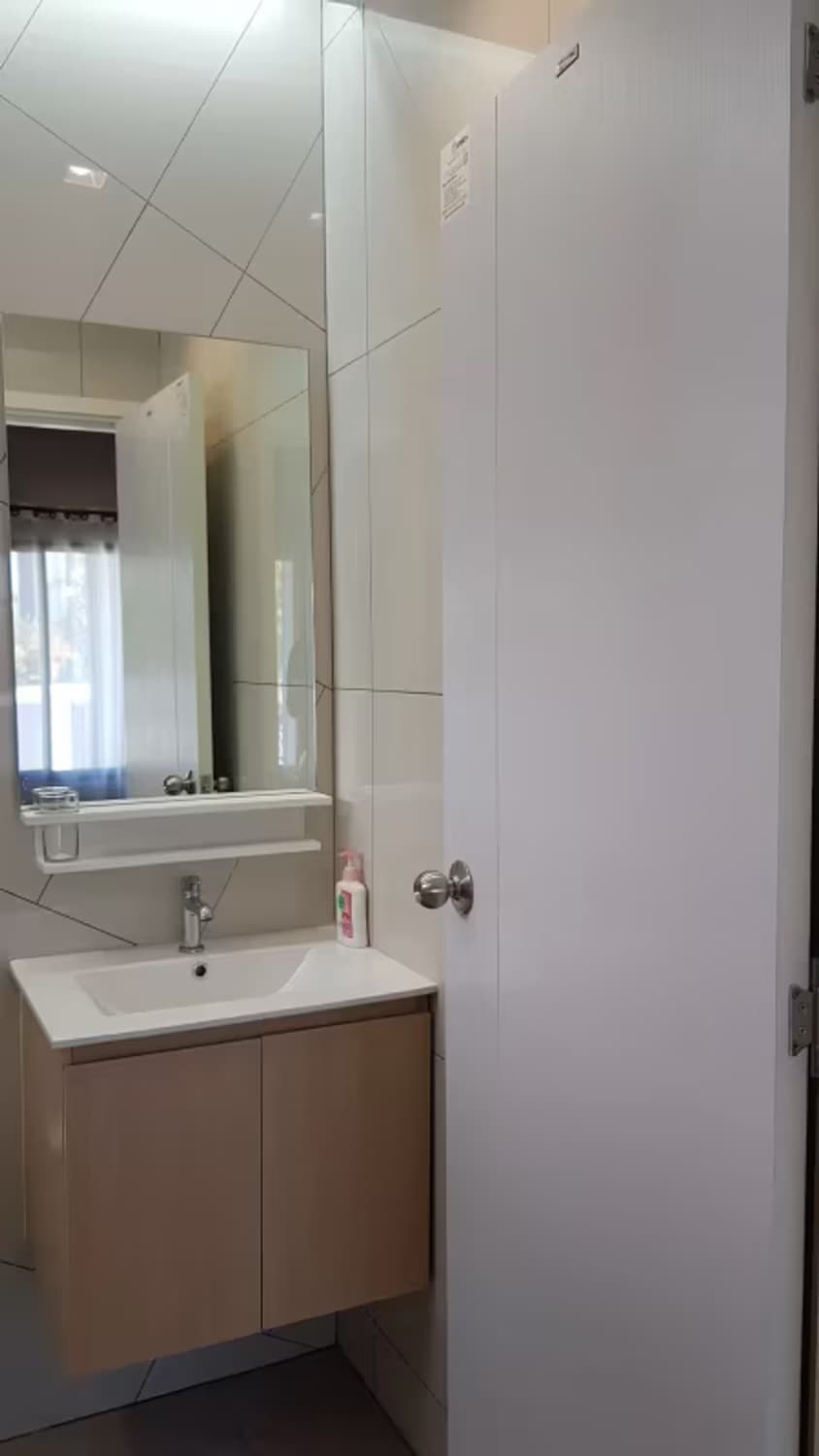 2 Bedroom House - Image 24