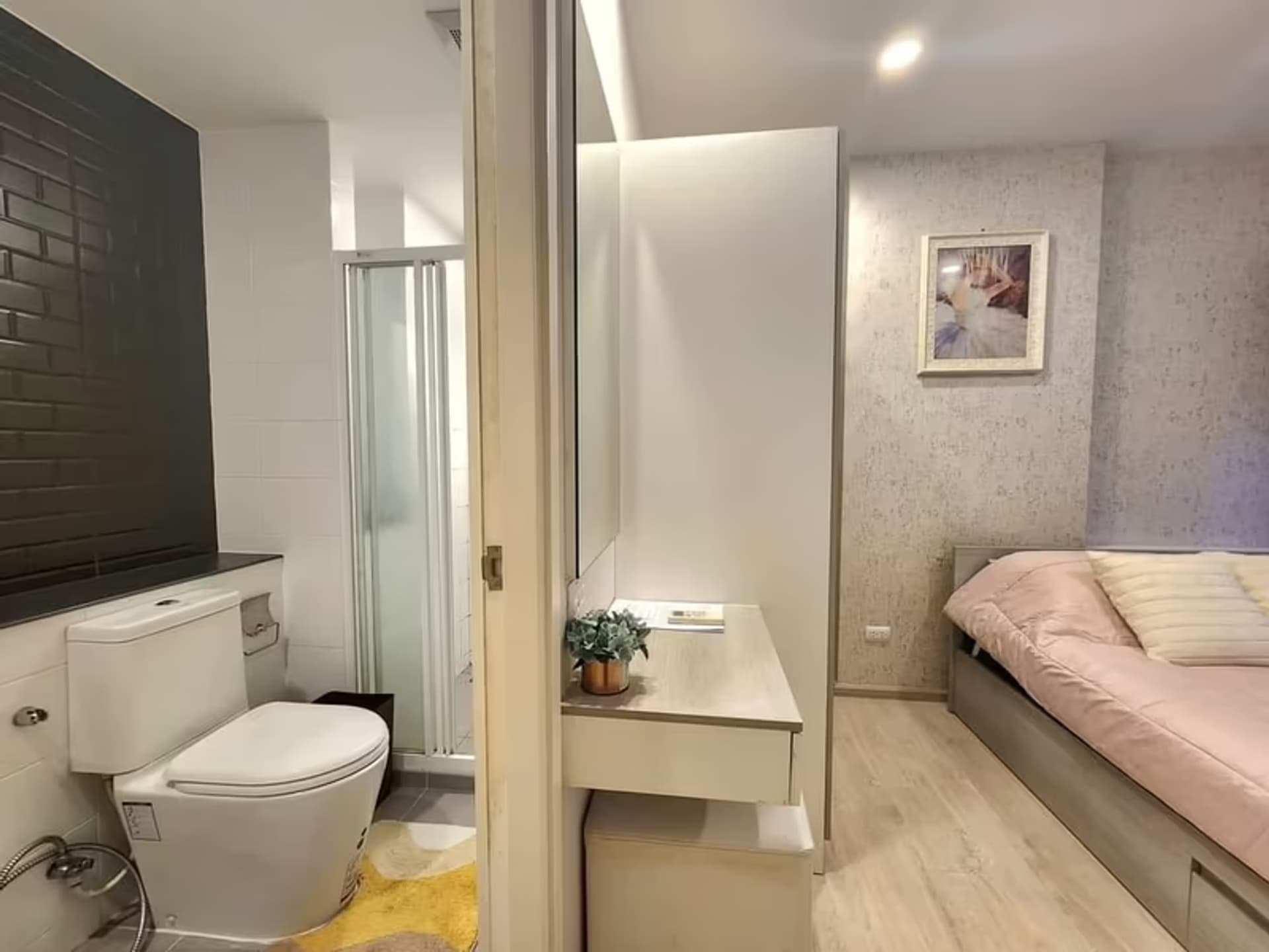 1 Bedroom Condo - Image 6