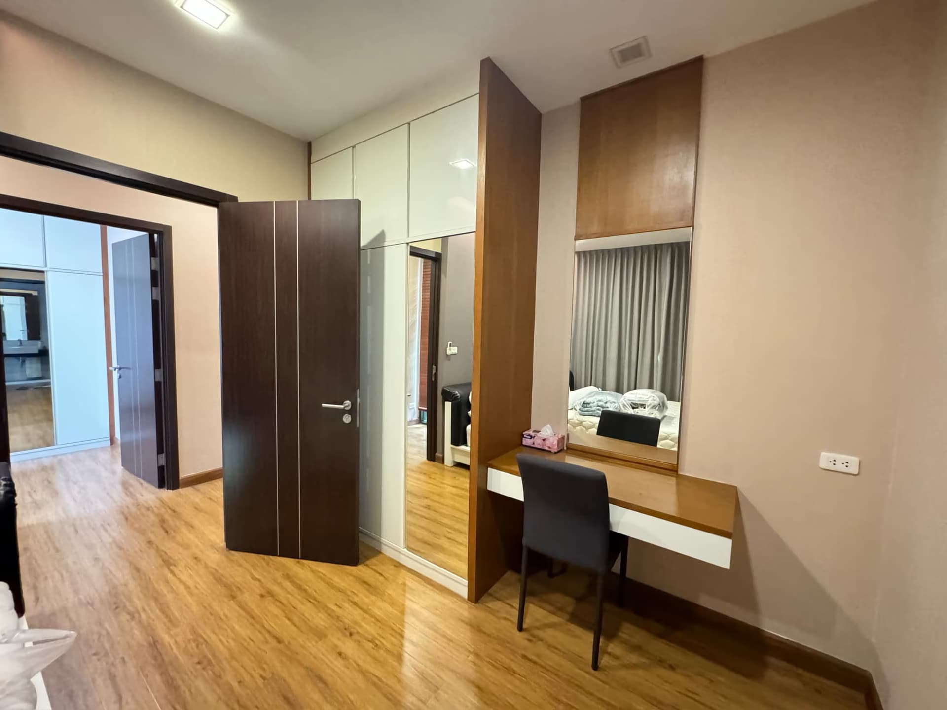 2 Bed Condo for Rent and Sale in Mueang Chiang Mai - Image 5