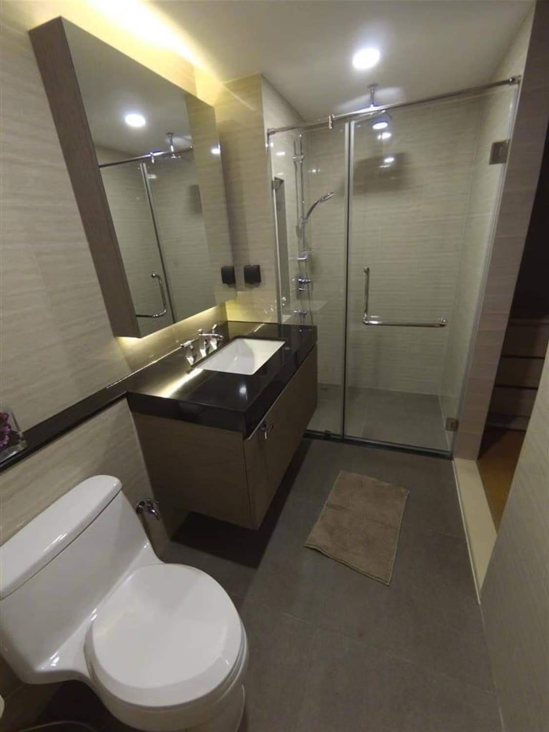1 ห้องนอน Condo สำหรับ จำหน่าย ใน ปทุมวัน - Image 4