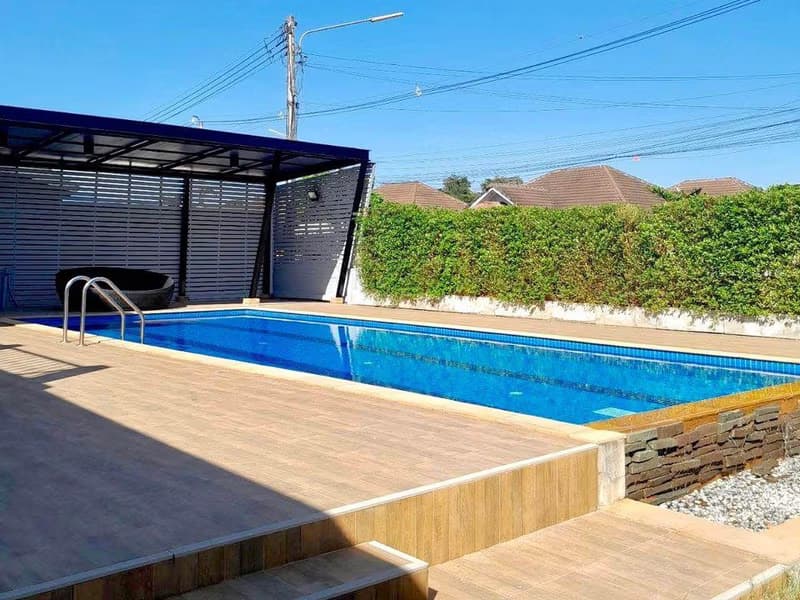 4 Bed House for Rent in San Kamphaeng District