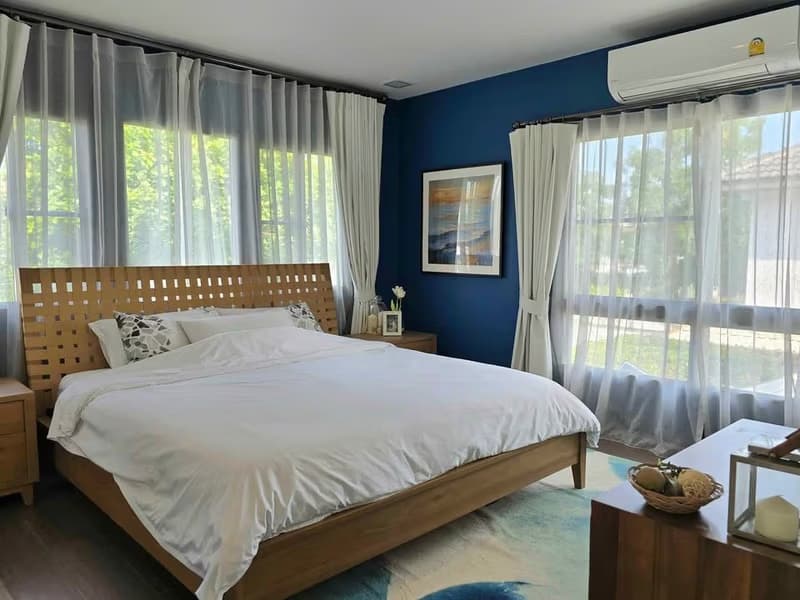 4 Bed House for Rent in Bang Phli