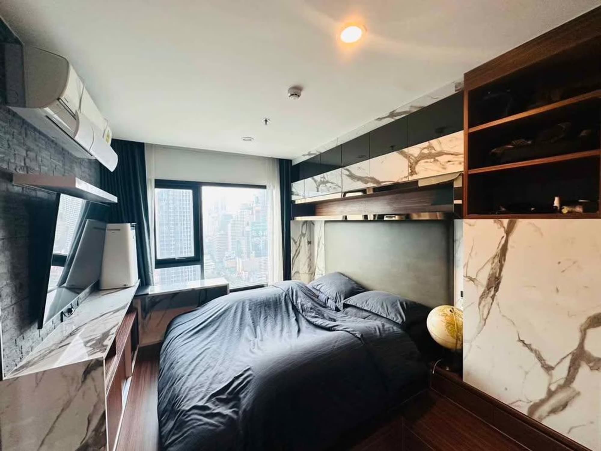 1 Bed Condo for Rent in Huai Khwang - Image 3