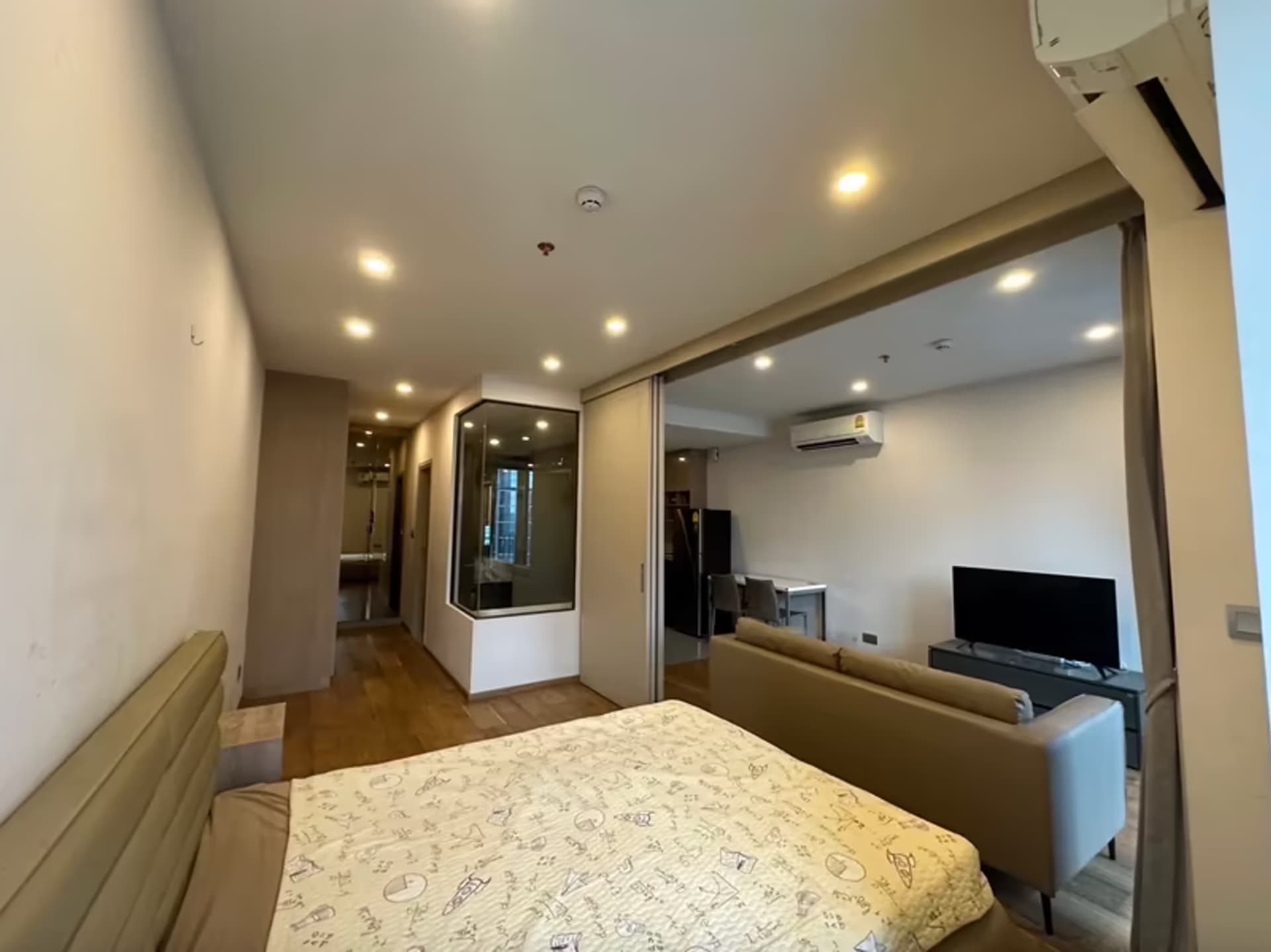 - Image 3