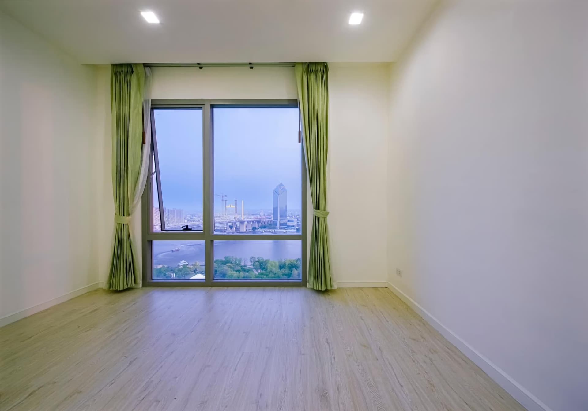 2 Bed Condo for Sale in Bang Kho Laem - Image 3